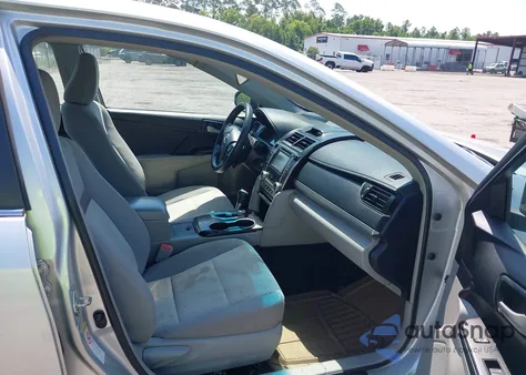 2014 Toyota Camry Le z USA, uszkodzony, nr VIN 4T1BF1FK7EU418184